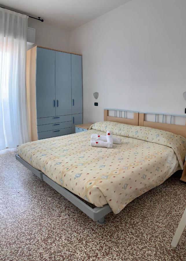 Del Vecchio 3*