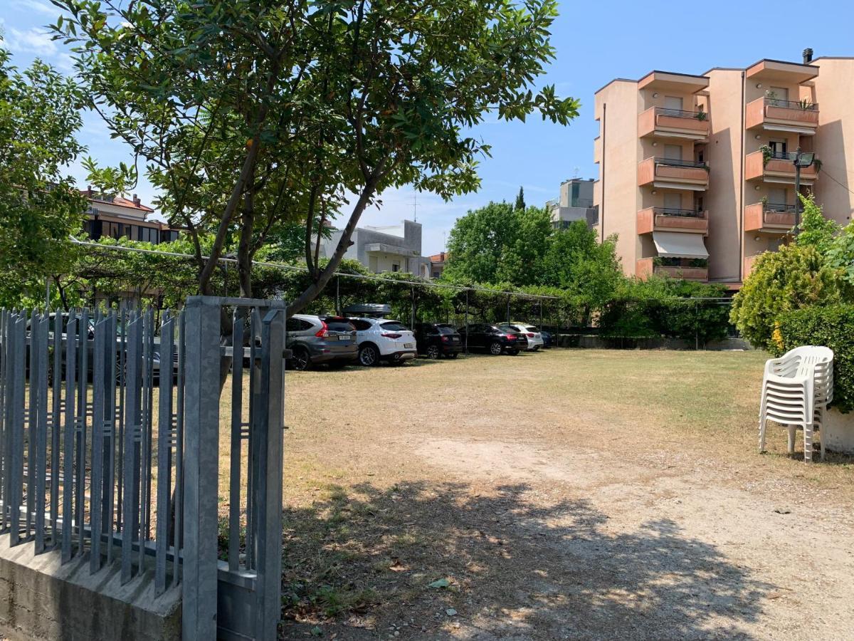 Del Vecchio 3*