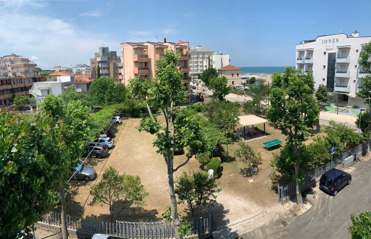 Del Vecchio 3*